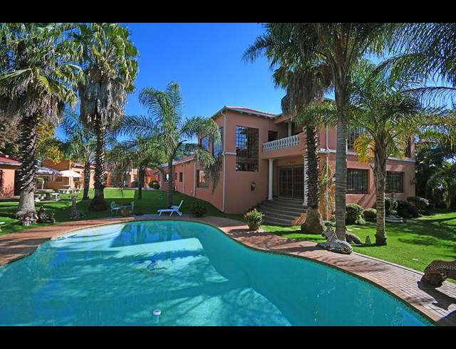 6 BEDROOM HOUSE FOR SALE IN LAMBTON